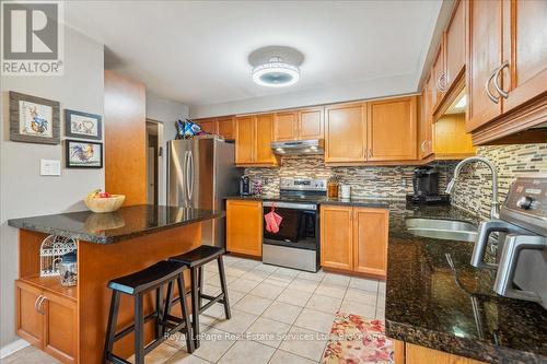 2159 White Dove Circle, Oakville (West Oak Trails), ON - Indoor Photo Showing Kitchen With Double Sink