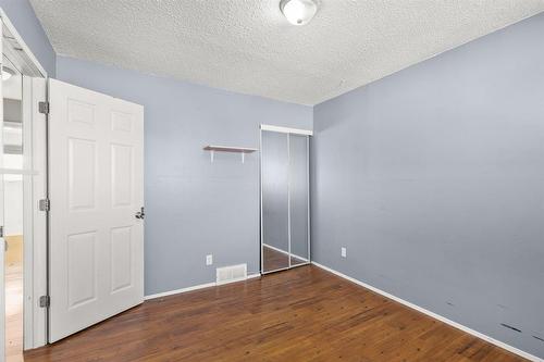 141 Balaban Place, Winnipeg, MB - Indoor Photo Showing Other Room