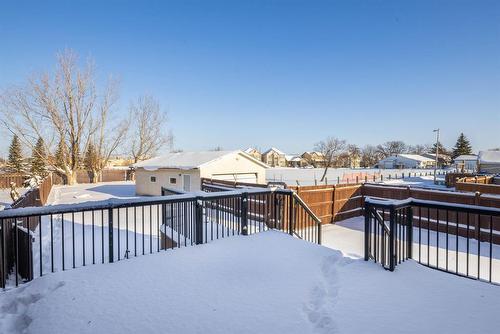 141 Balaban Place, Winnipeg, MB - Outdoor