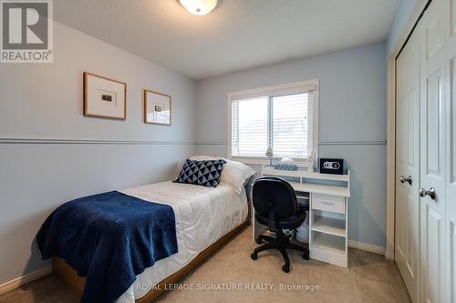 901 Copper Leaf Crescent, Kitchener, ON - Indoor Photo Showing Bedroom