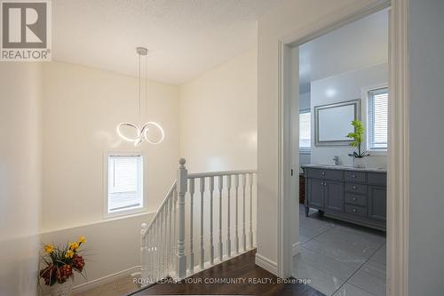 33 Veseli Court, Bradford West Gwillimbury, ON - Indoor Photo Showing Other Room