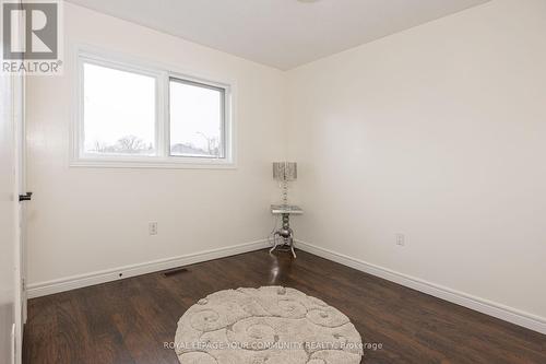 33 Veseli Court, Bradford West Gwillimbury, ON - Indoor Photo Showing Other Room