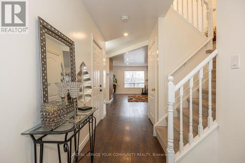 33 Veseli Court, Bradford West Gwillimbury, ON - Indoor Photo Showing Other Room