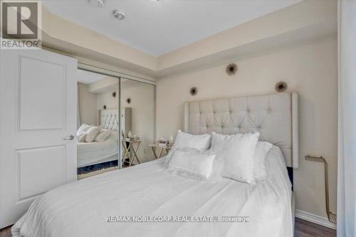 116 - 32 Fieldway Road, Toronto, ON - Indoor Photo Showing Bedroom