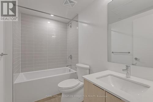 3405 - 357 King Street W, Toronto, ON - Indoor Photo Showing Bathroom