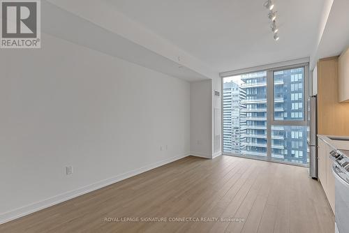 3405 - 357 King Street W, Toronto, ON - Indoor