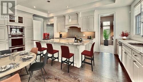 7263 Second Line W, Mississauga, ON - Indoor Photo Showing Kitchen With Upgraded Kitchen