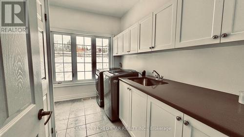 7263 Second Line W, Mississauga, ON - Indoor Photo Showing Kitchen