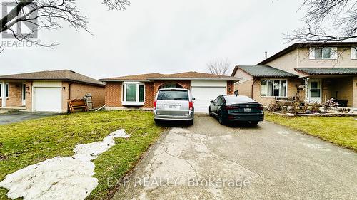 111 Scenic Wood Crescent, Kitchener, ON - Outdoor With Deck Patio Veranda With Facade