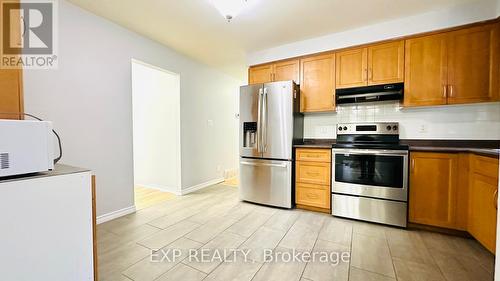 111 Scenic Wood Crescent, Kitchener, ON - Indoor Photo Showing Kitchen