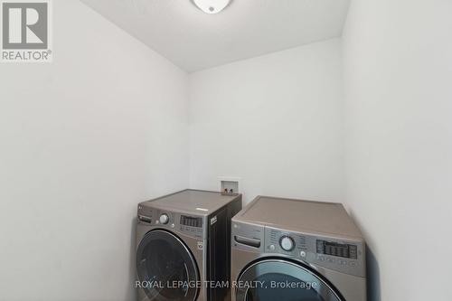 2634 Half Moon Bay Road W, Ottawa, ON - Indoor Photo Showing Laundry Room