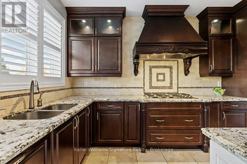 358 Malboeuf Court, Milton (Scott), ON - Indoor Photo Showing Kitchen With Double Sink