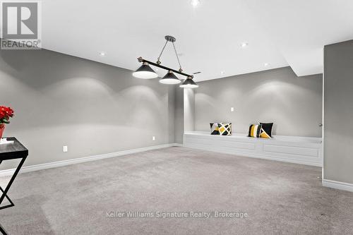 358 Malboeuf Court, Milton (Scott), ON - Indoor Photo Showing Other Room