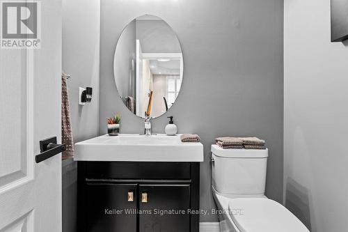 358 Malboeuf Court, Milton (Scott), ON - Indoor Photo Showing Bathroom