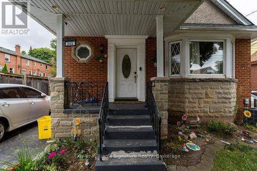 252 Glencairn Avenue, Hamilton (Glenview), ON - Outdoor