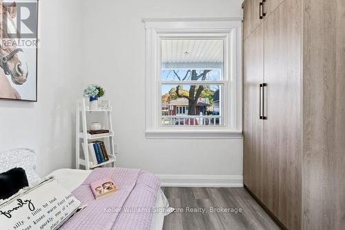 217 York Street, St. Catharines (452 - Haig), ON - Indoor Photo Showing Bedroom