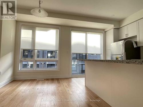 38 Lake Trail Way, Whitby, ON - Indoor Photo Showing Kitchen