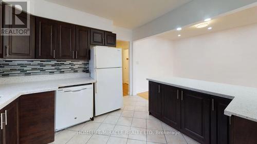 Main - 3456 Queenston Drive, Mississauga, ON - Indoor Photo Showing Kitchen