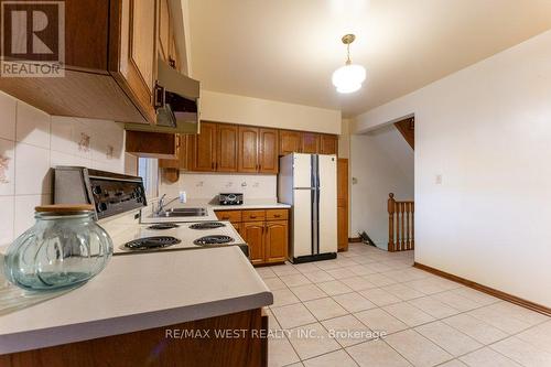 26 Greenlaw Avenue, Toronto, ON - Indoor Photo Showing Kitchen