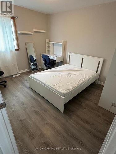 38 Ward Avenue, Hamilton, ON - Indoor Photo Showing Bedroom