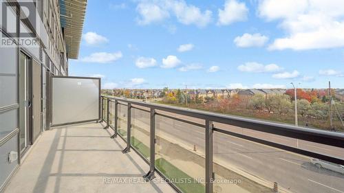 313 - 395 Dundas Street W, Oakville, ON - Outdoor With Balcony With View