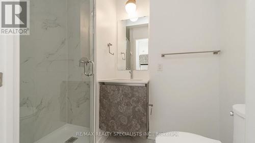 313 - 395 Dundas Street W, Oakville, ON - Indoor Photo Showing Bathroom