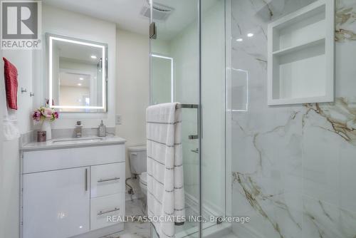 106 - 1975 Rosefield Road, Pickering, ON - Indoor Photo Showing Bathroom