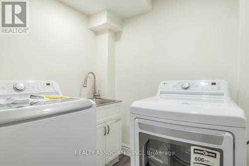 106 - 1975 Rosefield Road, Pickering, ON - Indoor Photo Showing Laundry Room