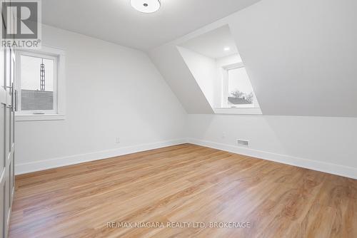 463 Wallace Avenue N, Welland (768 - Welland Downtown), ON - Indoor Photo Showing Other Room