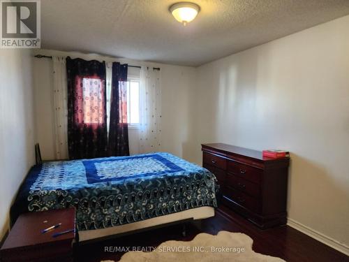 140 Wright Crescent, Ajax, ON - Indoor Photo Showing Bedroom