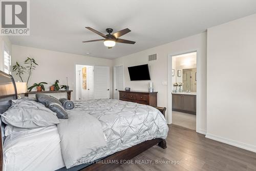 3 Pagebrook Crescent, Hamilton, ON - Indoor Photo Showing Bedroom