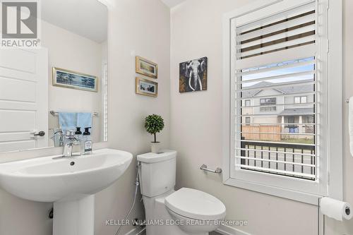 3 Pagebrook Crescent, Hamilton, ON - Indoor Photo Showing Bathroom