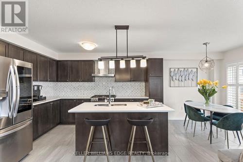 3 Pagebrook Crescent, Hamilton, ON - Indoor Photo Showing Kitchen With Stainless Steel Kitchen With Double Sink With Upgraded Kitchen