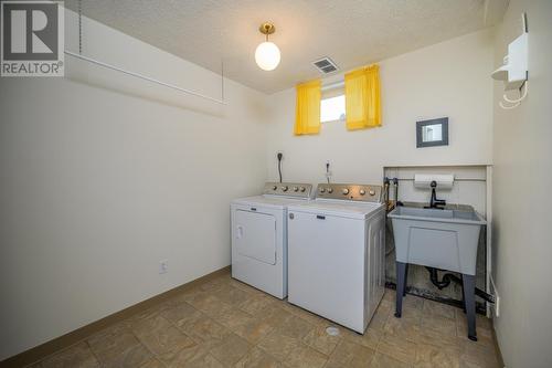 7624 Moncton Crescent, Prince George, BC - Indoor Photo Showing Laundry Room