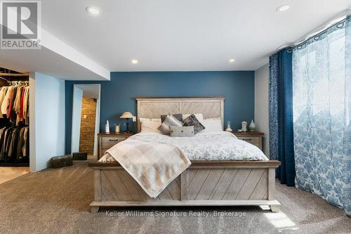 4999 Canborough Road, West Lincoln, ON - Indoor Photo Showing Bedroom