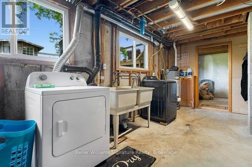 4999 Canborough Road, West Lincoln, ON - Indoor Photo Showing Laundry Room