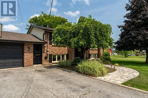 4999 Canborough Road, West Lincoln, ON - Outdoor