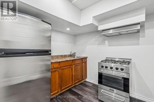 68 Wheatsheaf Crescent, Toronto, ON - Indoor Photo Showing Kitchen