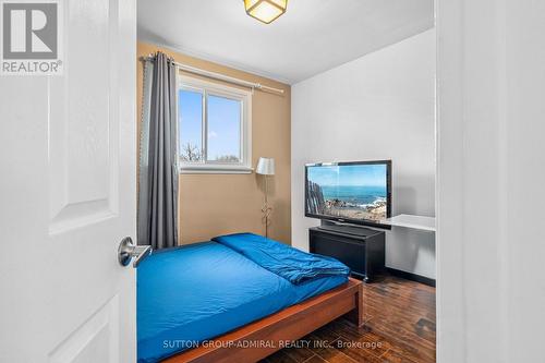 68 Wheatsheaf Crescent, Toronto, ON - Indoor Photo Showing Bedroom