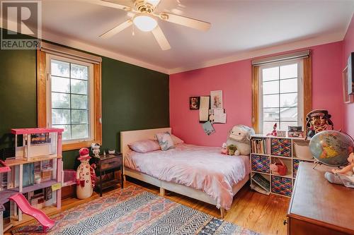 2155 Pelissier, Windsor, ON - Indoor Photo Showing Bedroom