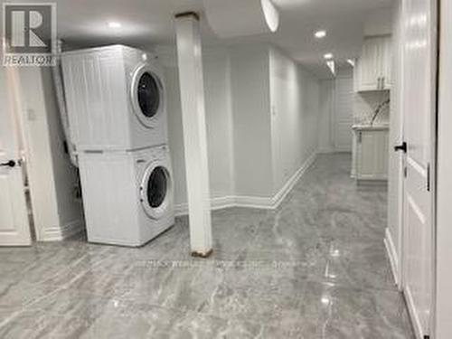 53 Sinden Road, Brantford, ON - Indoor Photo Showing Laundry Room