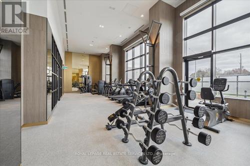 414 - 395 Dundas Street W, Oakville, ON - Indoor Photo Showing Gym Room