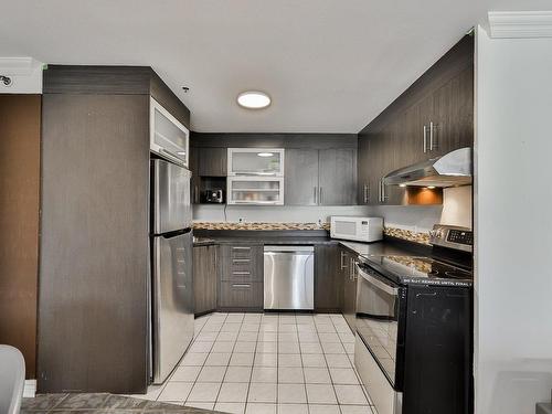 Cuisine - 1200 Av. Du Parc, Saint-Jérôme, QC - Indoor Photo Showing Kitchen