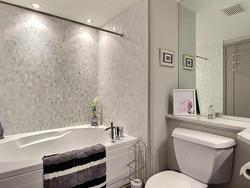 Ensuite bathroom - 