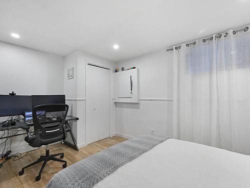 Chambre Ã Â coucher - 501Z Rue Bissett, Saint-Jean-Sur-Richelieu, QC 