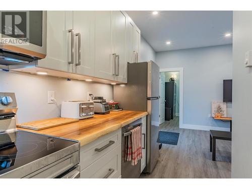 1440A Ravine Street, Trail, BC - Indoor Photo Showing Kitchen