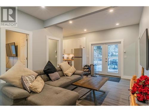 1440A Ravine Street, Trail, BC - Indoor Photo Showing Living Room