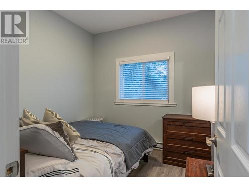 1440A Ravine Street, Trail, BC - Indoor Photo Showing Bedroom