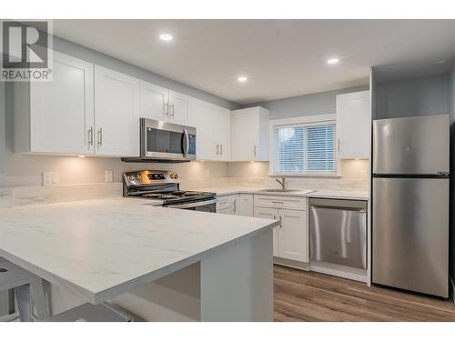 1440A Ravine Street, Trail, BC - Indoor Photo Showing Kitchen With Stainless Steel Kitchen With Upgraded Kitchen