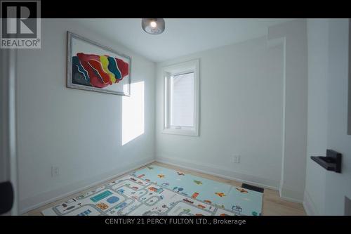 4816 Saint Clair Avenue, Niagara Falls, ON - Indoor